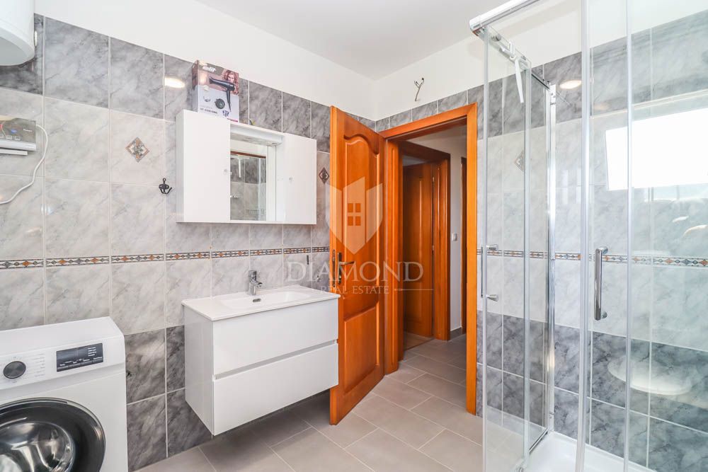 Bellissimo appartamento moderno vicino a Pola! 