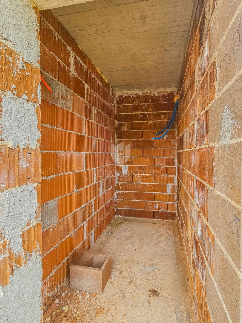 Salvore, Umago! Casa indipendente in fase di costruzione!