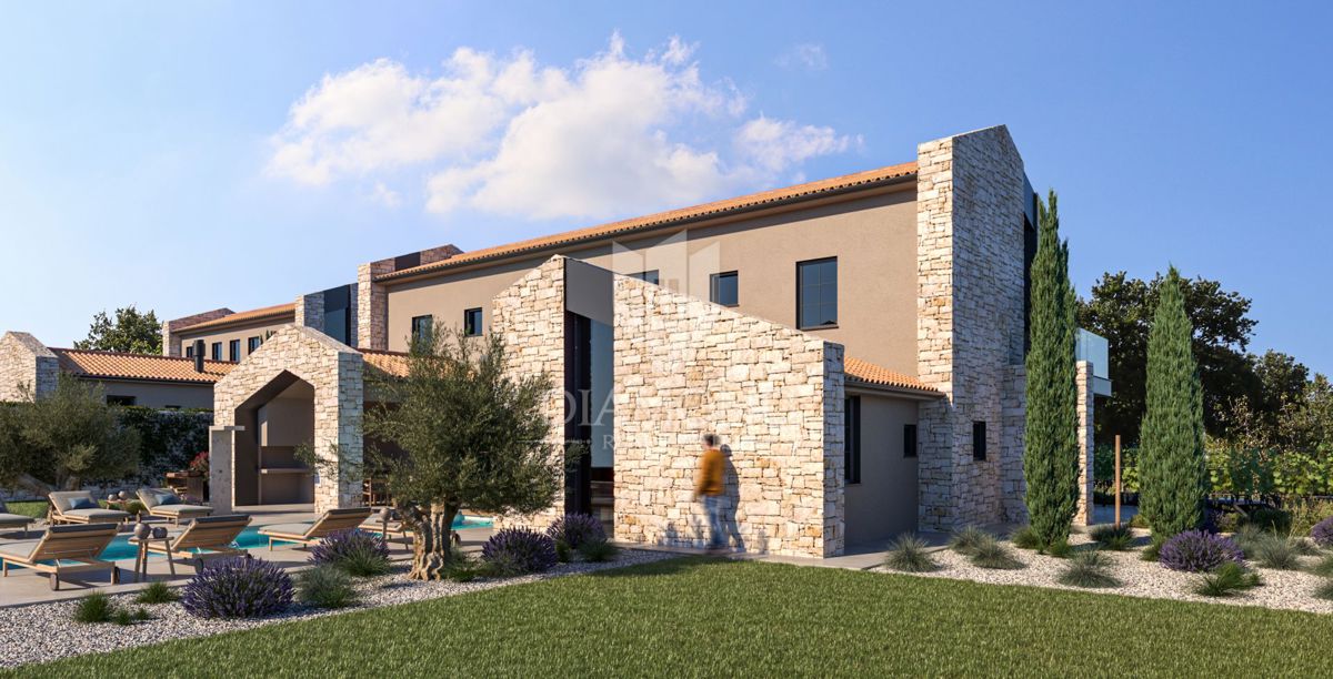 Poreč - Dintorni - Ottimo terreno edificabile di 2132 m² con progetto e permesso