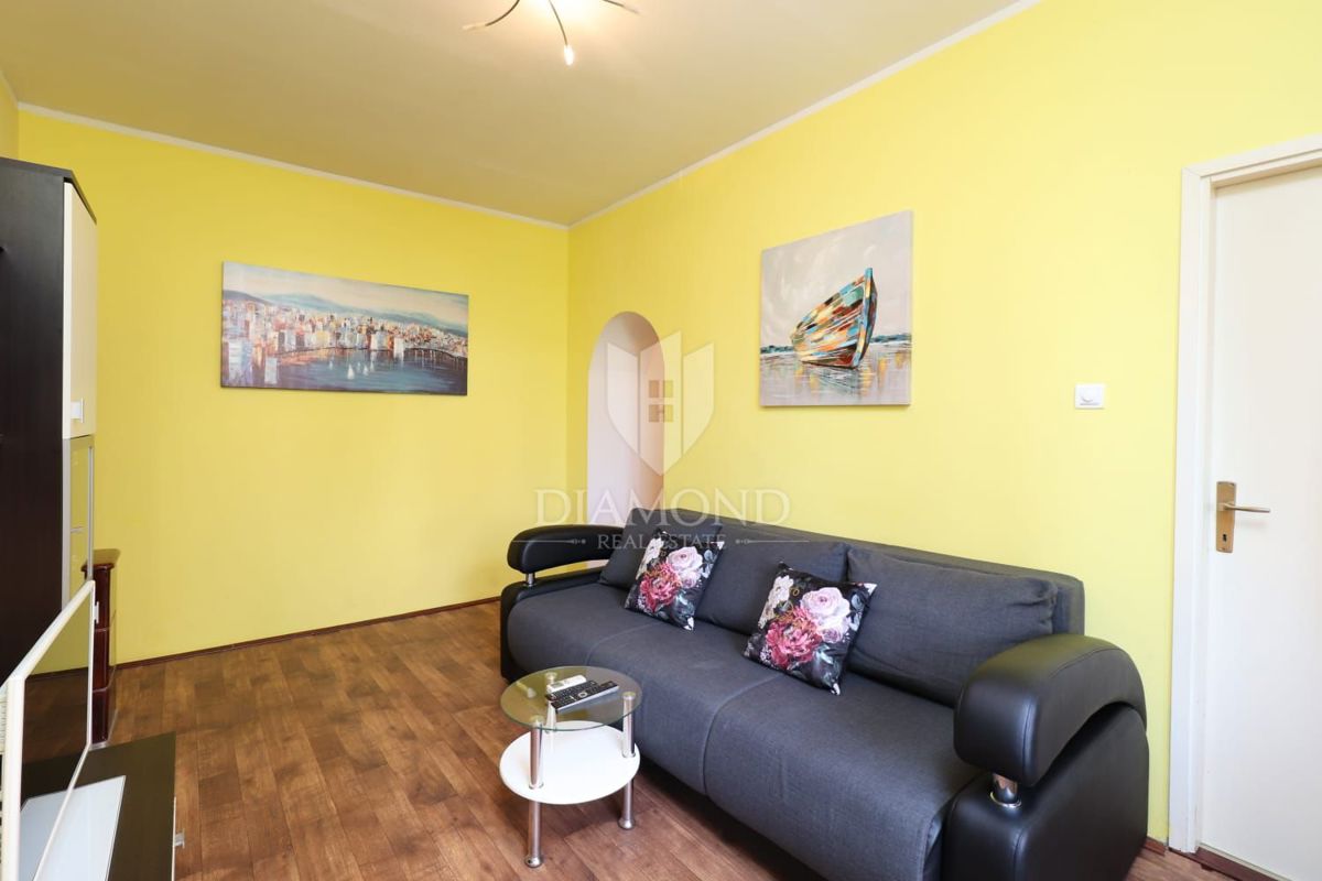 Abbazia, appartamento con una camera da letto vicino al mare e al centro 