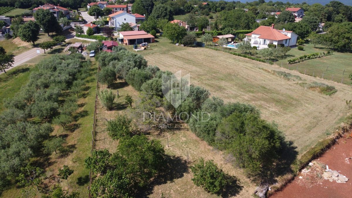 Proprietà con ampio terreno edificabile, Barban, dintorni