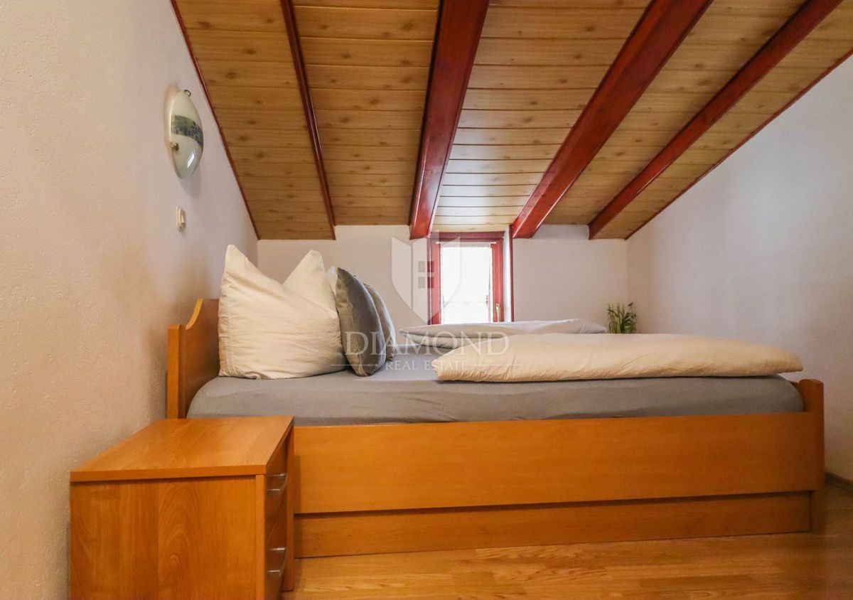 Occasione! Rovigno! Centro! Appartamento con due terrazze!