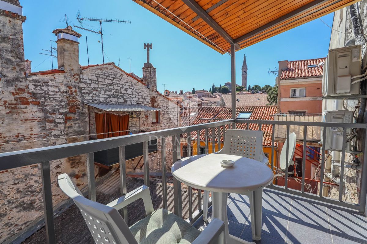 Occasione! Rovigno! Centro! Appartamento con due terrazze!