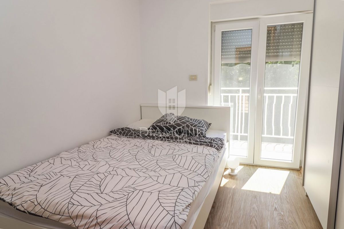 Umago, dintorni, casa indipendente in una posizione tranquilla!