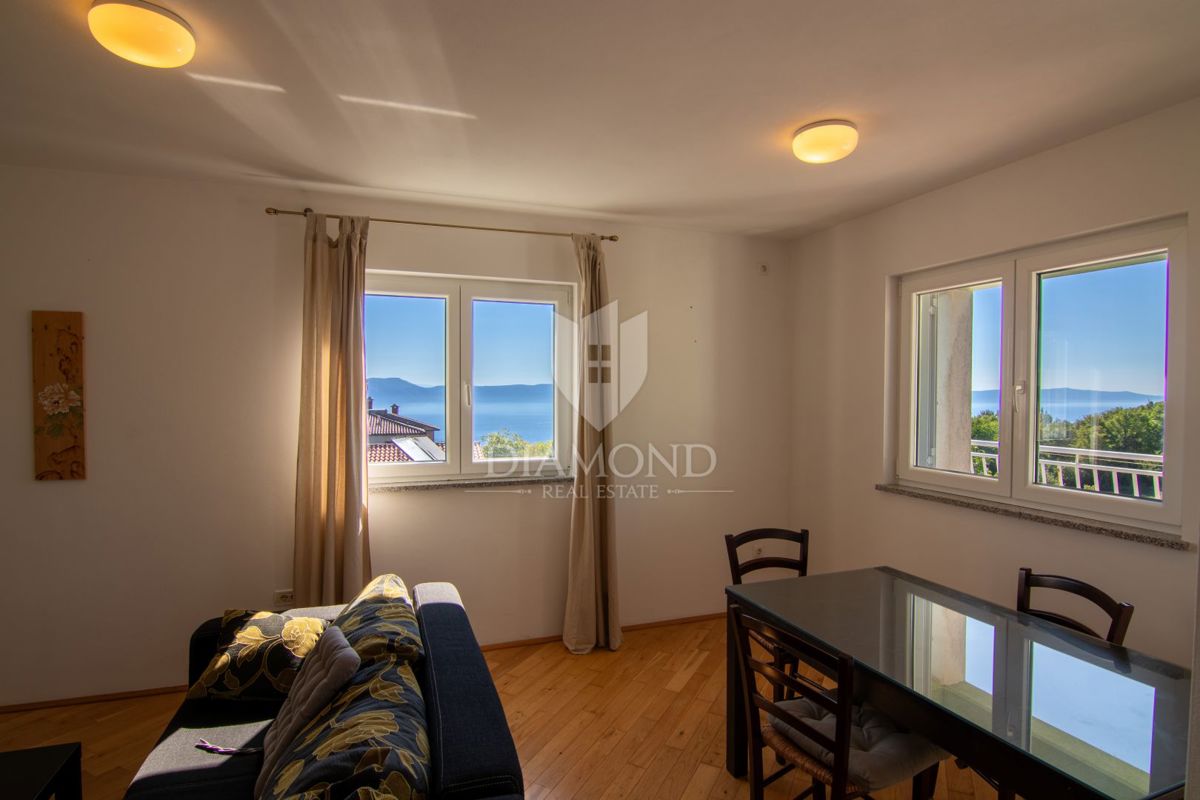 Rabac, Labin, ottimo appartamento con splendida vista mare