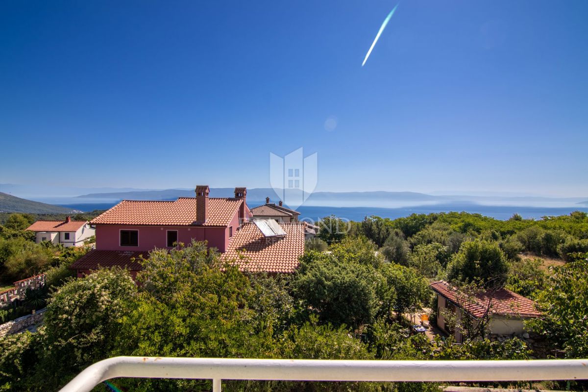 Rabac, Labin, ottimo appartamento con splendida vista mare