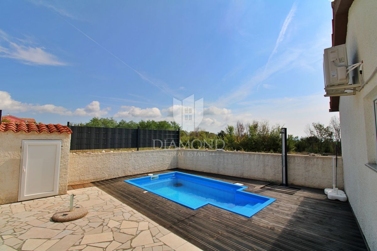 Barban, dintorni, casa con dependance e piscina