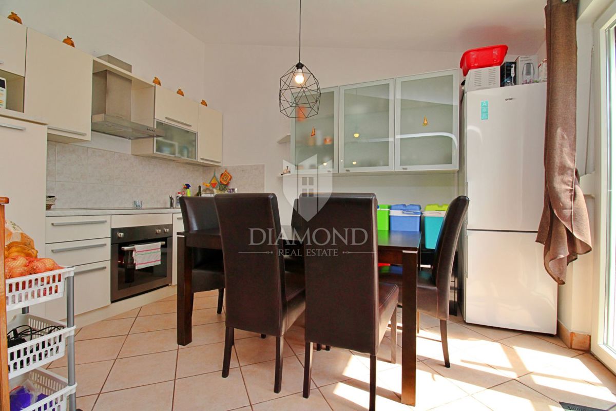 Barban, dintorni, casa con dependance e piscina