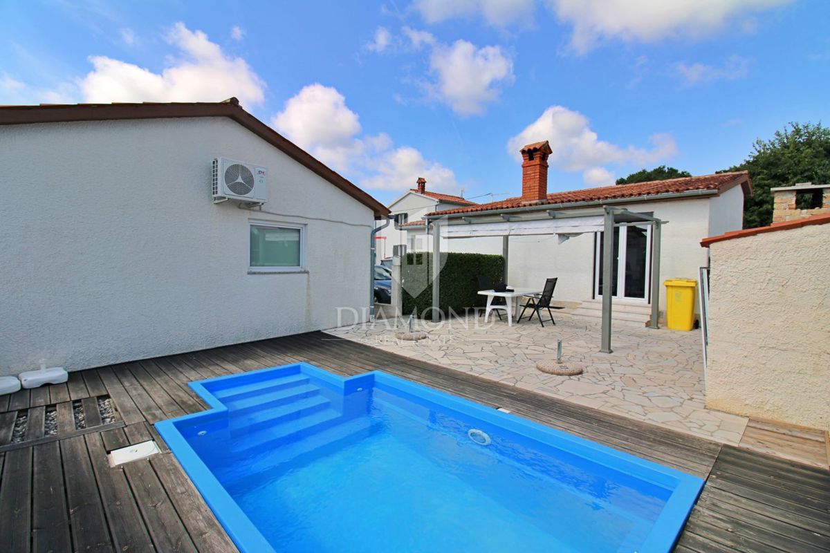 Barban, dintorni, casa con dependance e piscina