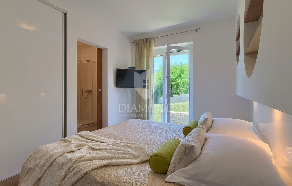 Labin, dintorni – villa con piscina e totale privacy