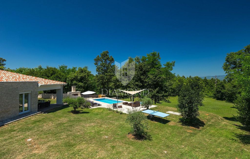 Labin, dintorni – villa con piscina e totale privacy