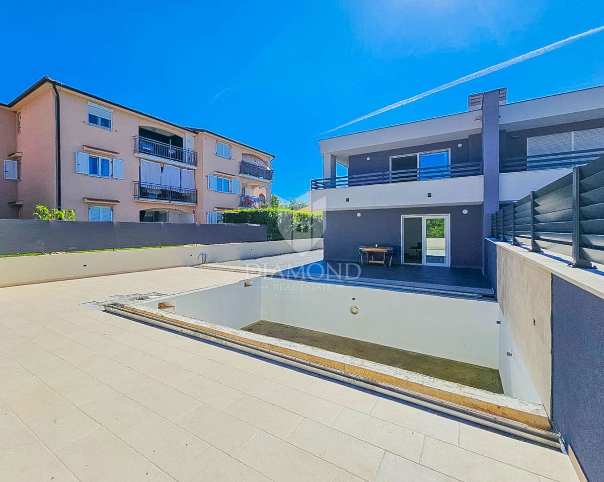 Cittanova, casa moderna con piscina!