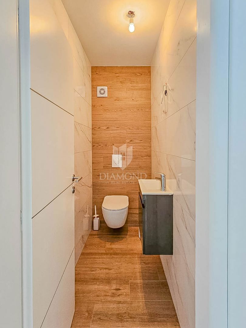 Cittanova, casa moderna con piscina!