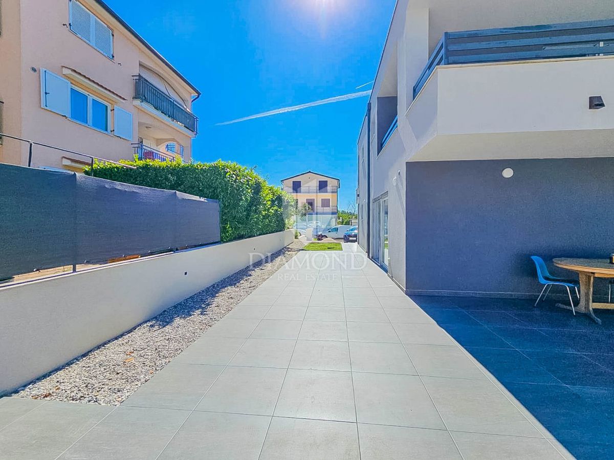 Cittanova, casa moderna con piscina!