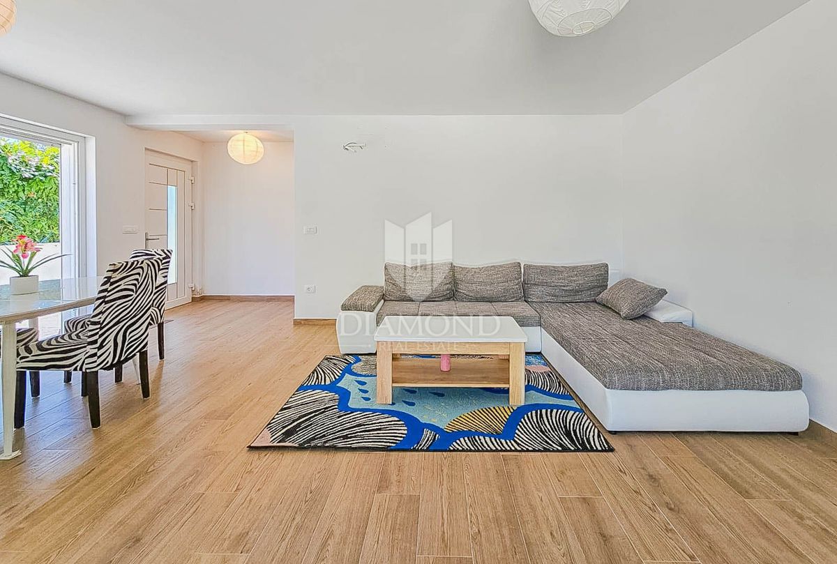 Cittanova, casa moderna con piscina!