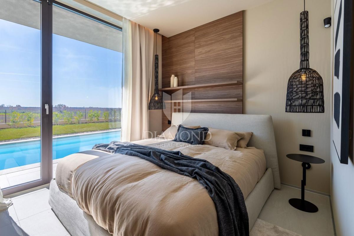 Parenzo, esclusiva villa smart home con piscina