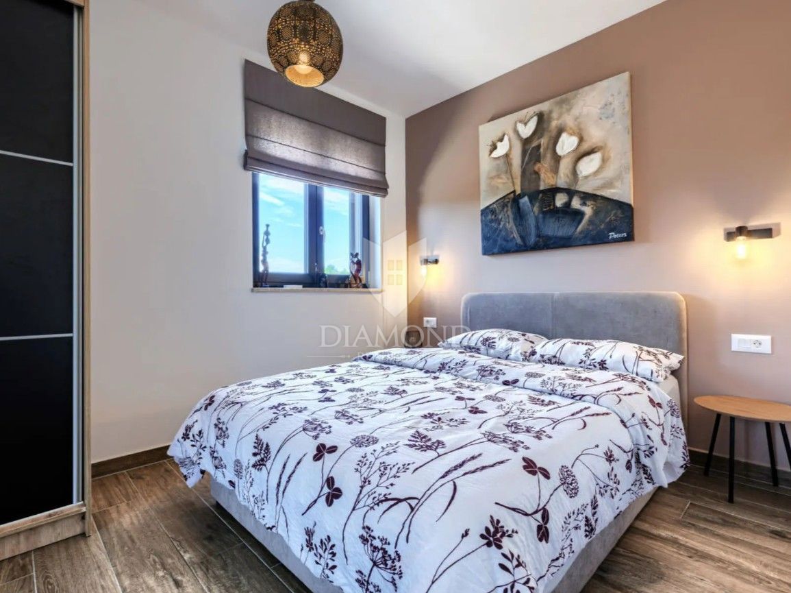 LLabin – Moderna Villa Vacanze in Zona Tranquilla