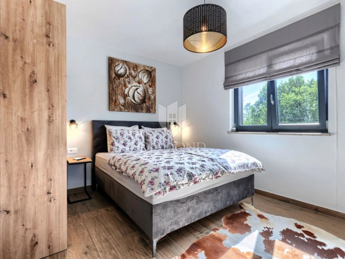 LLabin – Moderna Villa Vacanze in Zona Tranquilla