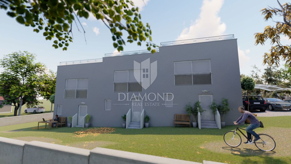 Umago, Nuova costruzione, villetta a schiera poco distante dalla spiaggia