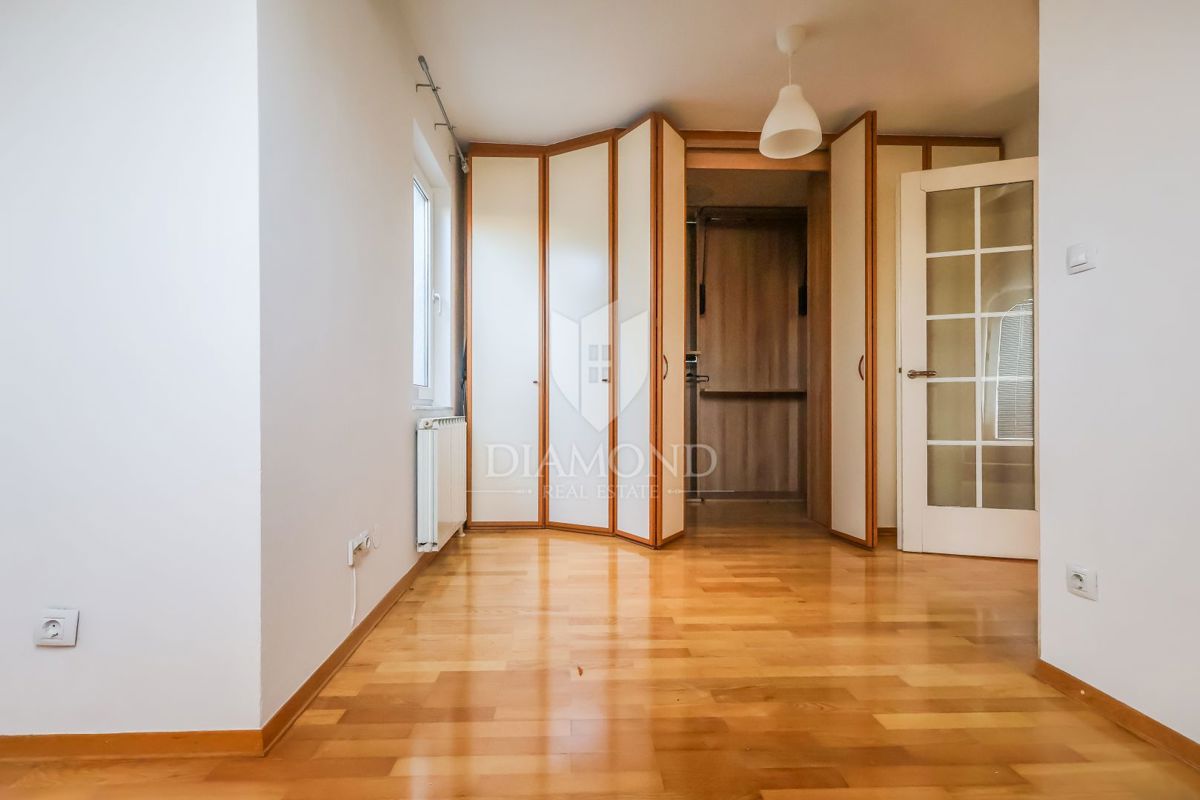 Appartamento Trešnjevka, Trešnjevka - Sjever, 169m2