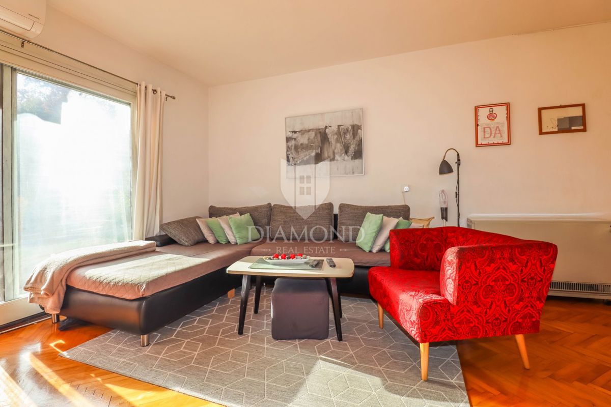 OCCASIONE! ROVIGNO! APPARTAMENTO CON GIARDINO!