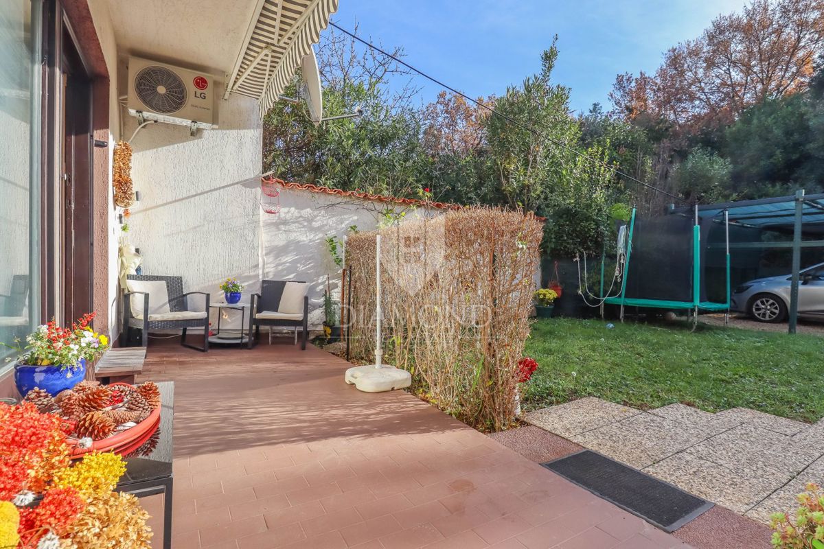 OCCASIONE! ROVIGNO! APPARTAMENTO CON GIARDINO!