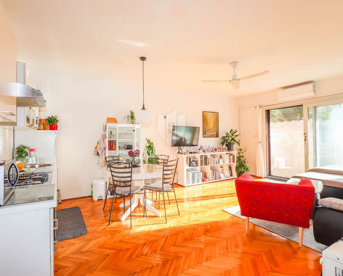 OCCASIONE! ROVIGNO! APPARTAMENTO CON GIARDINO!