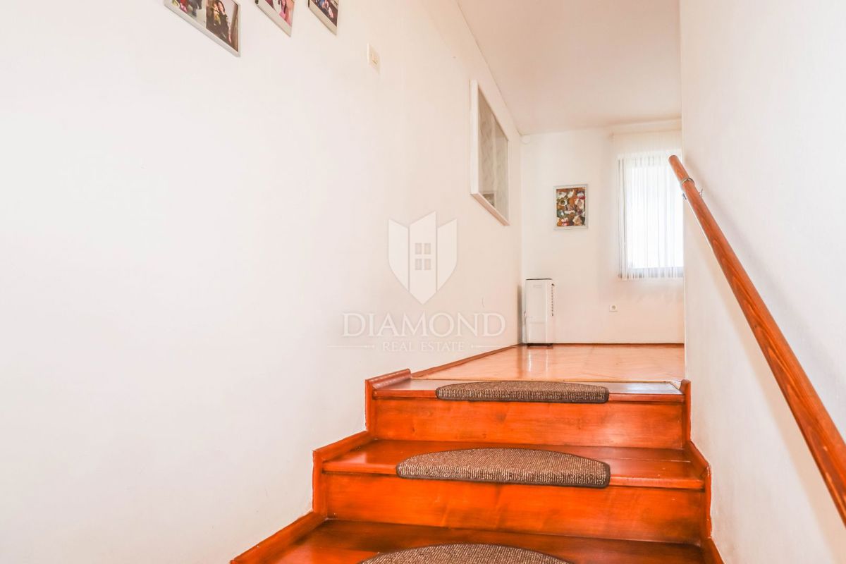 OCCASIONE! ROVIGNO! APPARTAMENTO CON GIARDINO!