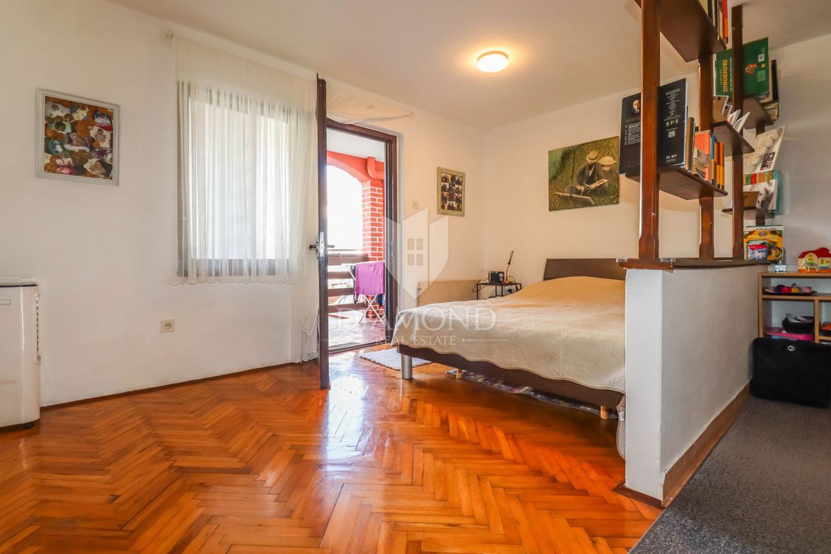 OCCASIONE! ROVIGNO! APPARTAMENTO CON GIARDINO!