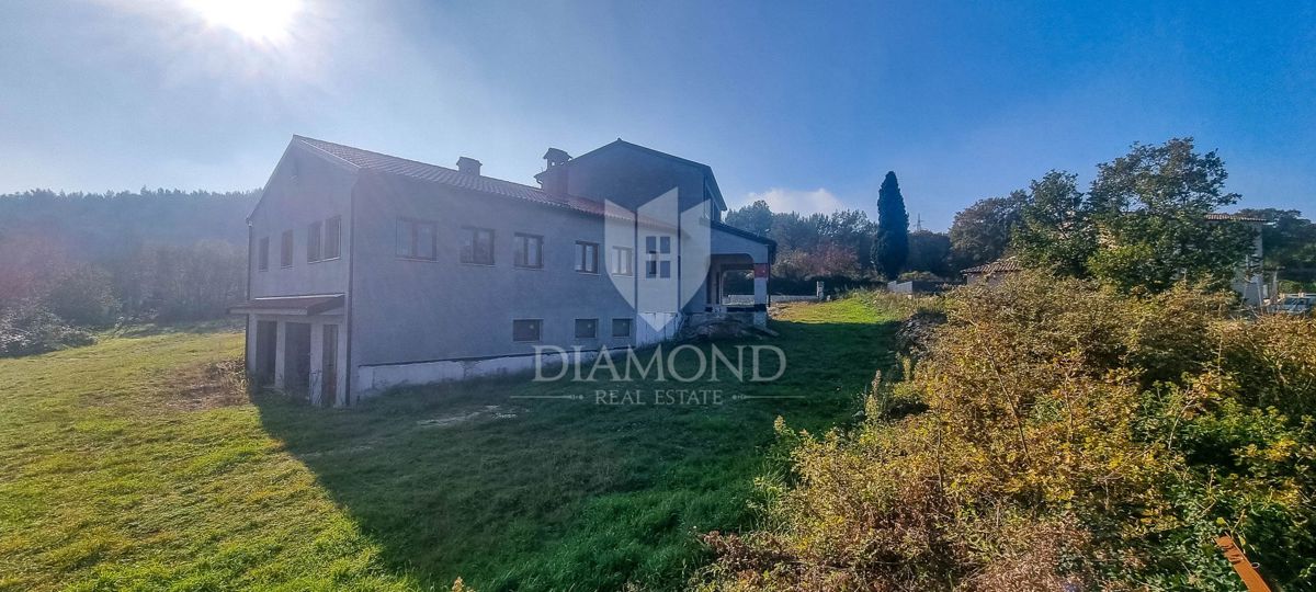 Rovigno, imponente villa in una posizione perfetta