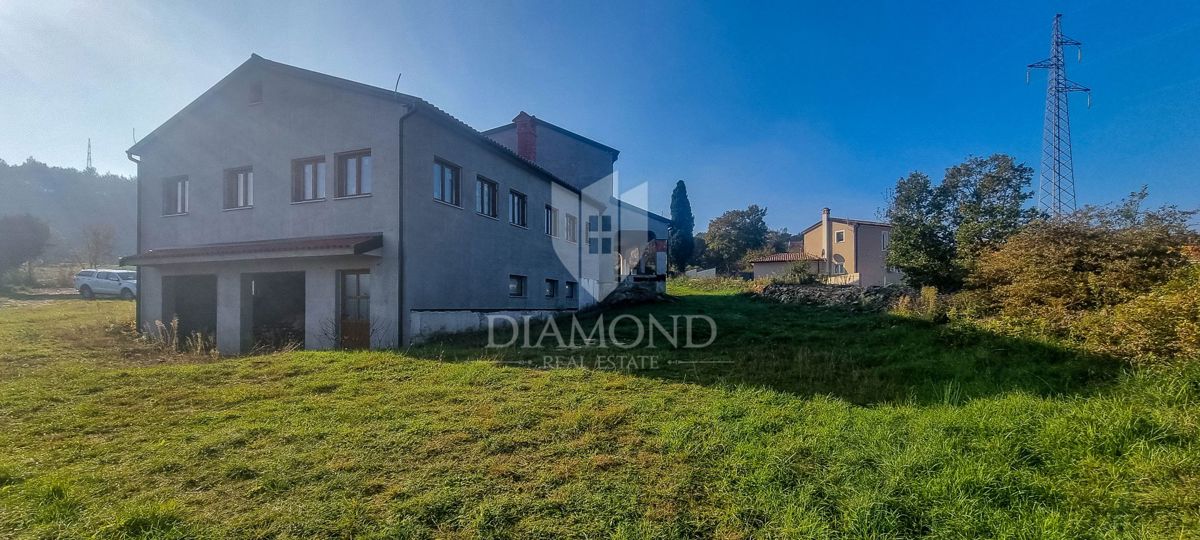 Rovigno, imponente villa in una posizione perfetta