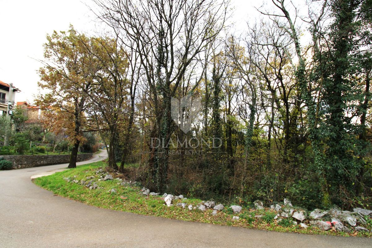 RIJEKA, ČAVLE, terreno in una strada tranquilla vicino al centro