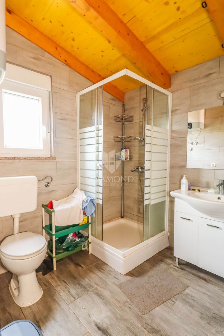 Nuova casetta vacanze 42 m², giardino 360 m² – quiete, natura e mare a portata di mano