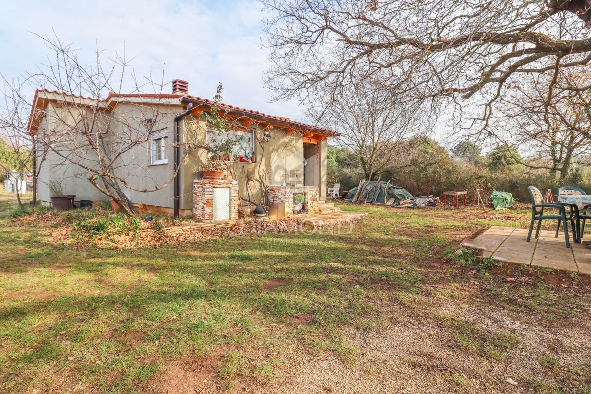 Nuova casetta vacanze 42 m², giardino 360 m² – quiete, natura e mare a portata di mano