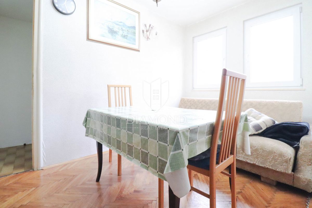 Zagabria, Trešnjevka Nord! Appartamento con tre camere da letto e due garage!