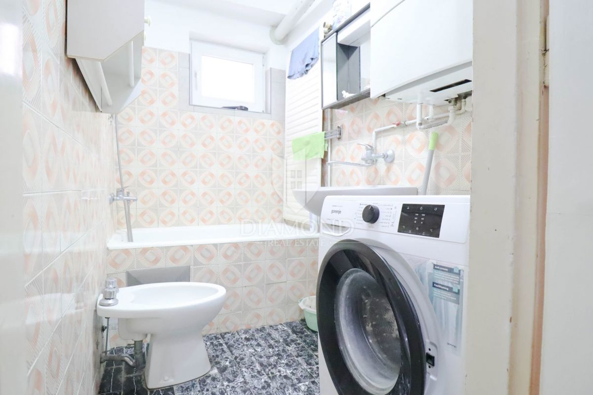 Zagabria, Trešnjevka Nord! Appartamento con tre camere da letto e due garage!