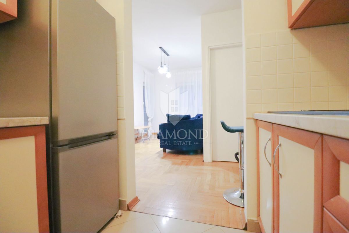 Zagabria, Jarun! Appartamento con tre camere da letto!