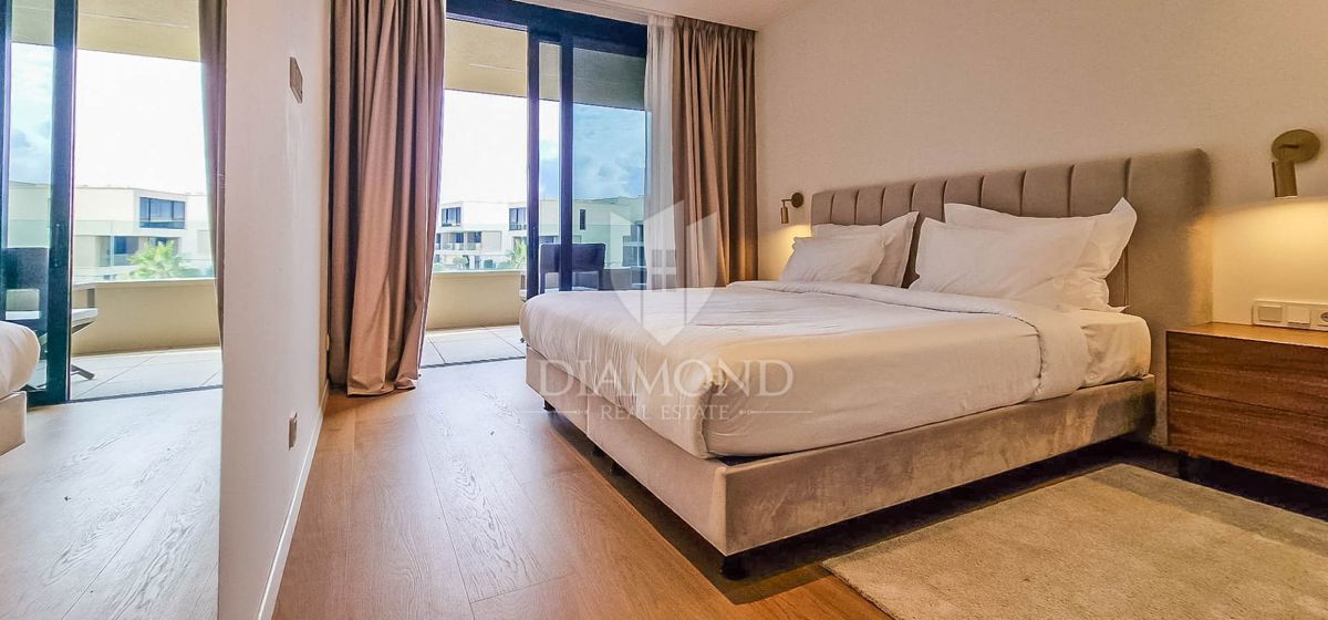 Savudrija, PETRAM resort, appartamento di lusso 63,50 m2 con balcone