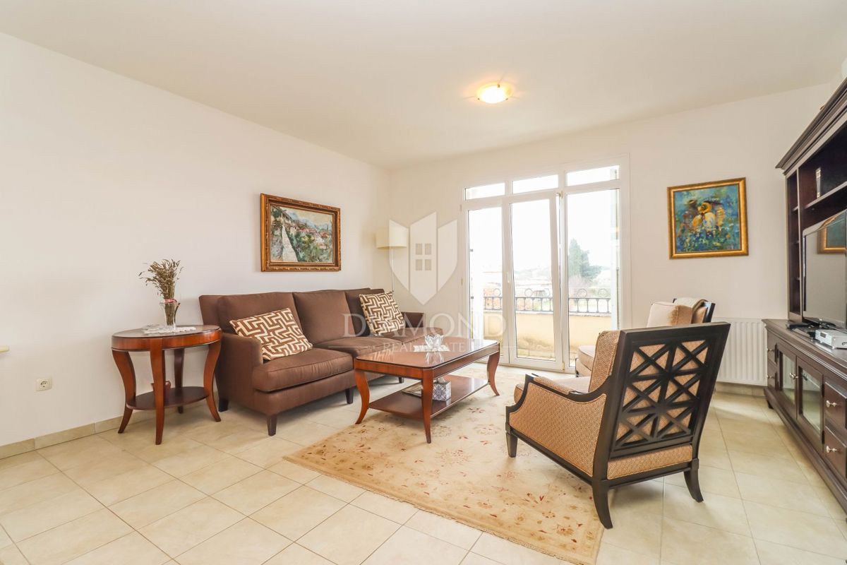 Pola, comfort a Valdebek: 86 m², arredato, 3 balconi