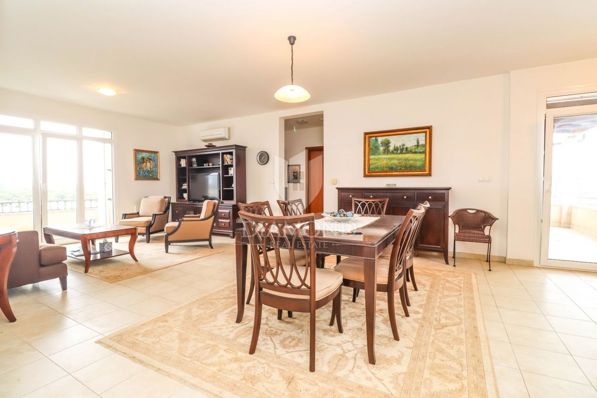 Pola, comfort a Valdebek: 86 m², arredato, 3 balconi