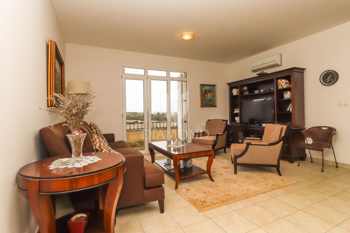 Pola, comfort a Valdebek: 86 m², arredato, 3 balconi