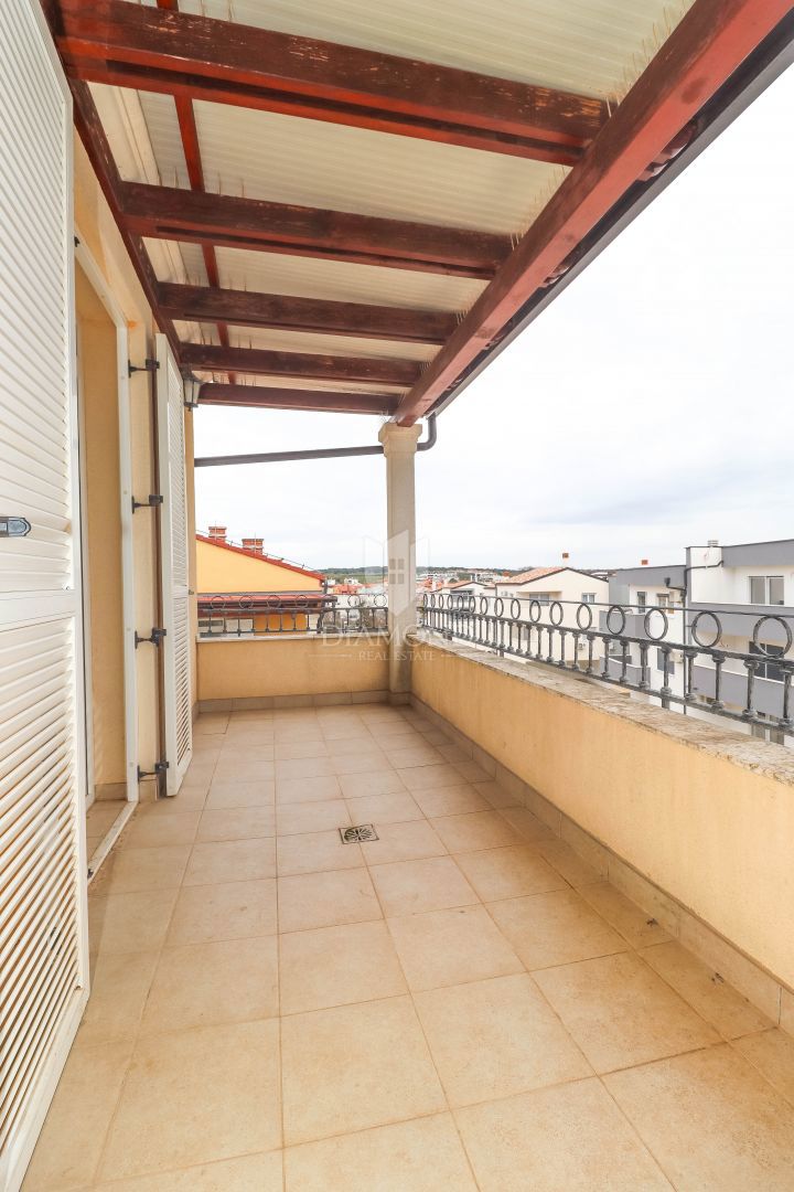 Pola, comfort a Valdebek: 86 m², arredato, 3 balconi