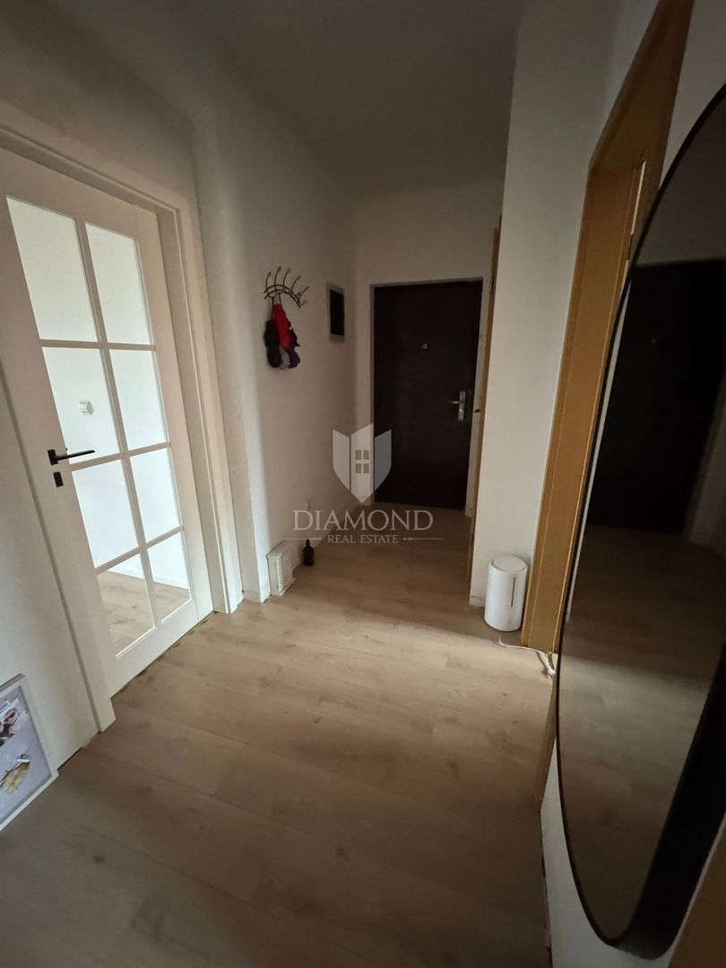 Bellissimo appartamento con balcone vicino a Pola!