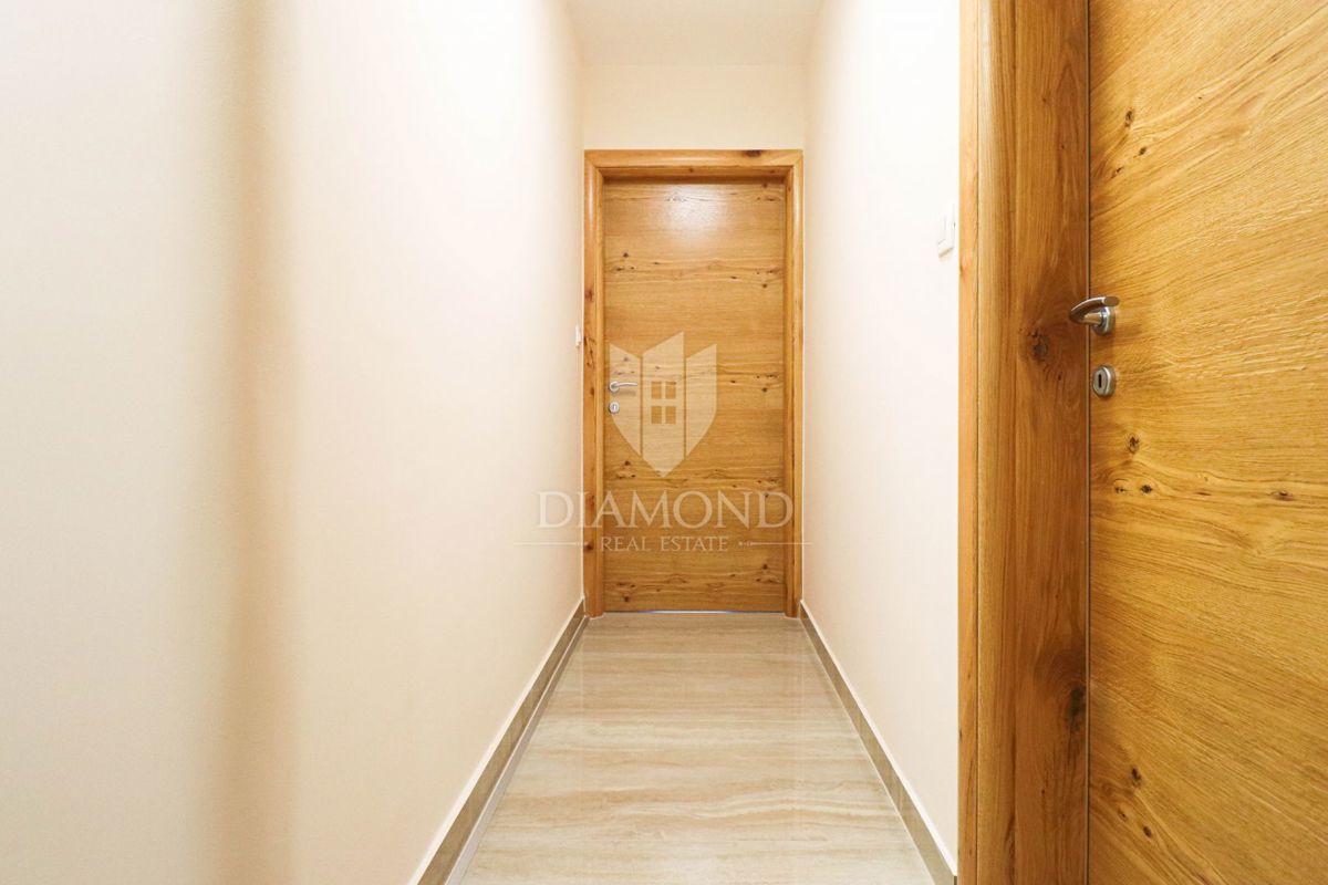 Zagabria, Sesvete! Appartamento con tre camere da letto completamente ristrutturato!