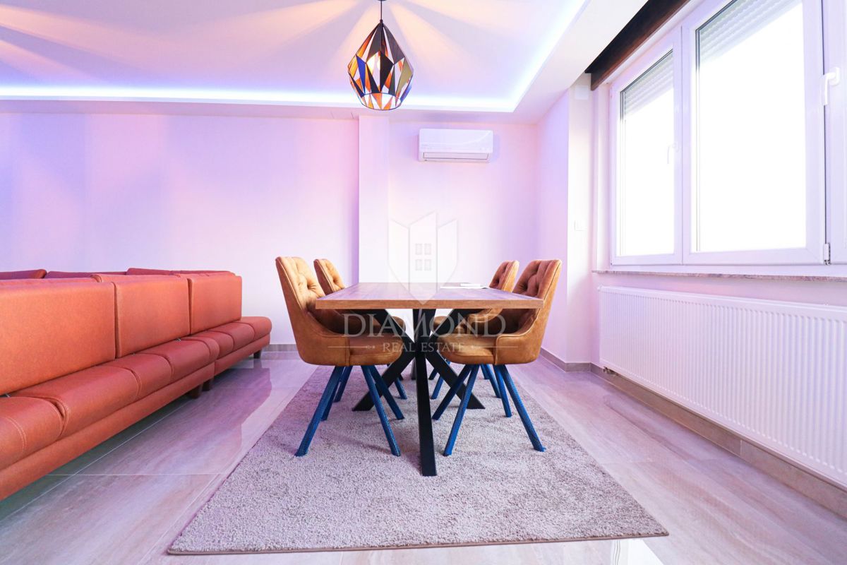 Zagabria, Sesvete! Appartamento con tre camere da letto completamente ristrutturato!