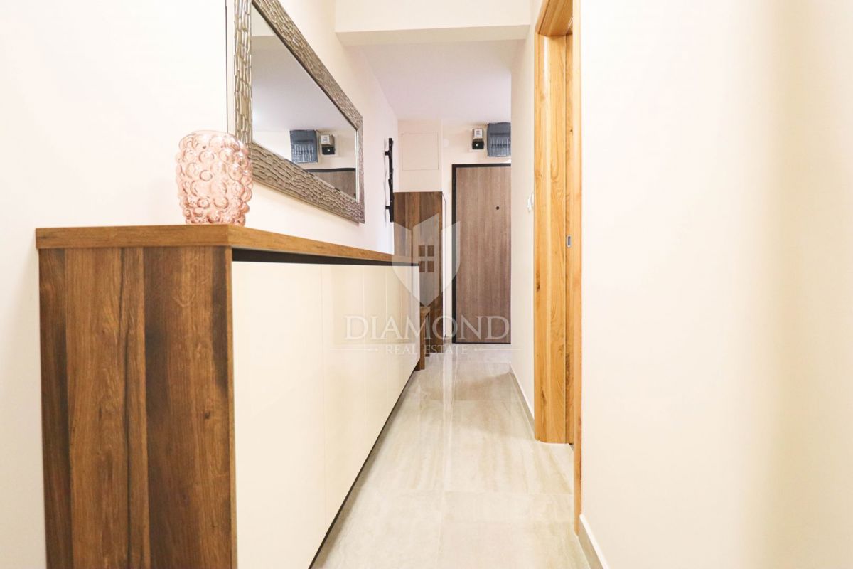 Zagabria, Sesvete! Appartamento con tre camere da letto completamente ristrutturato!