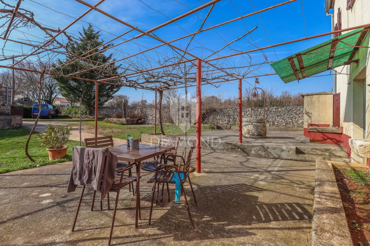 Canfanaro, dintorni, autentico casale con ampio giardino