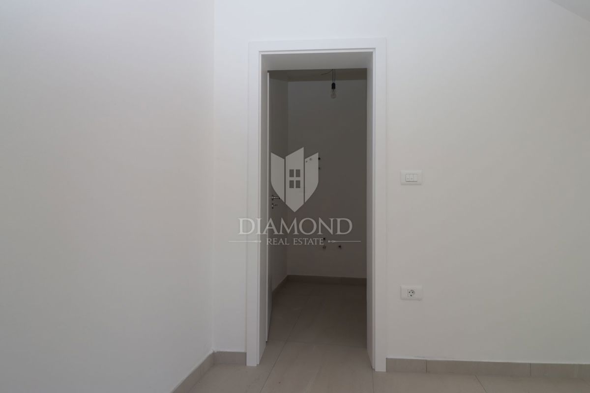 Nuova casa moderna con piscina – zona Medulin