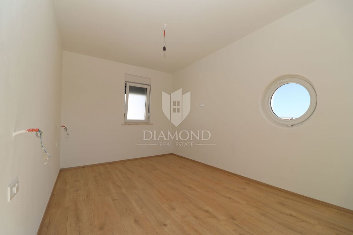 Nuova casa moderna con piscina – zona Medulin