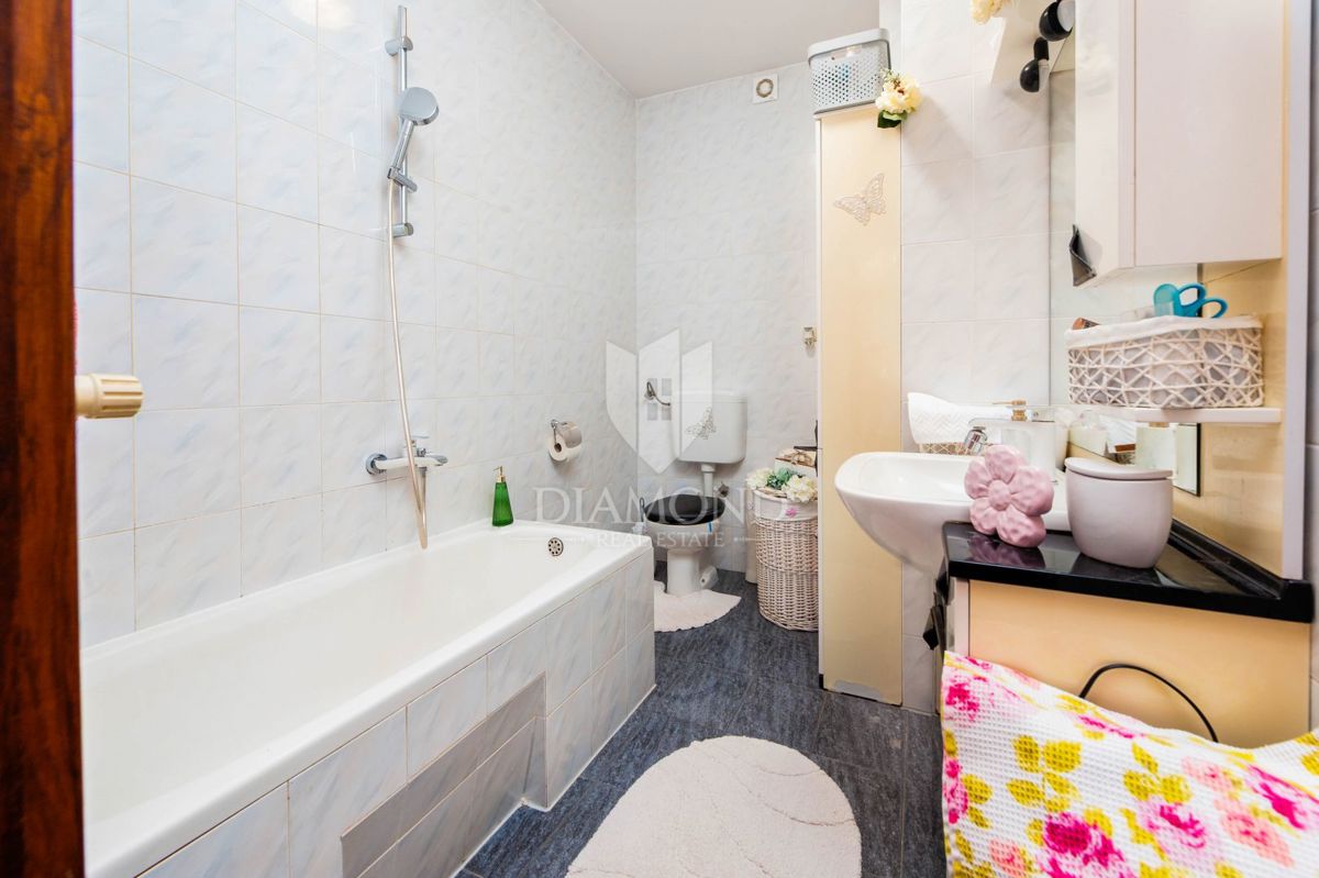 Rovigno, immobili per affari e residenziali in una posizione privilegiata